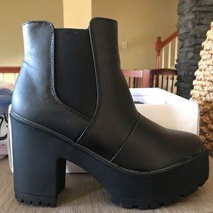 Black chunky heel boots